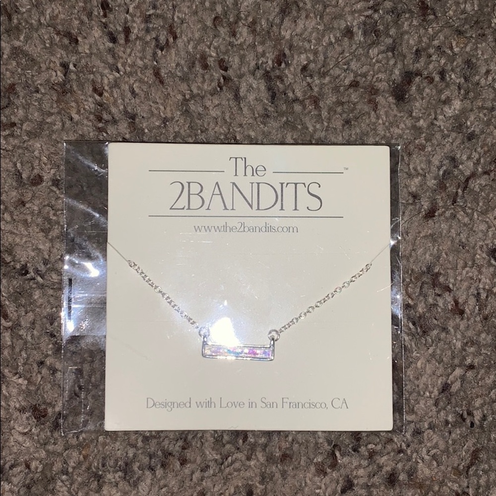 Bar necklace